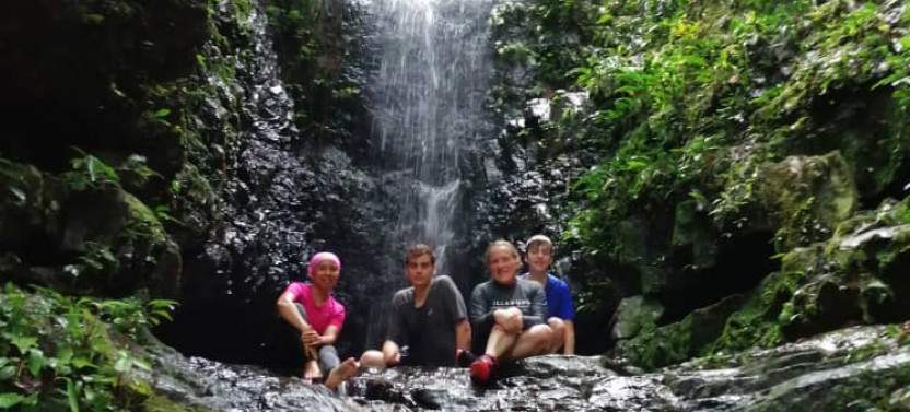 Day Tour Elephant Sanctuary + Aborigine Village + Iconic Batu Caves