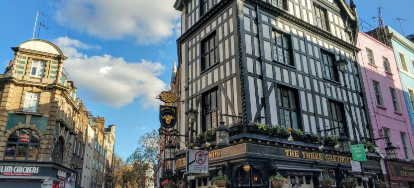 Highlights of London: LGBTQ History Self-Guided Game Tour