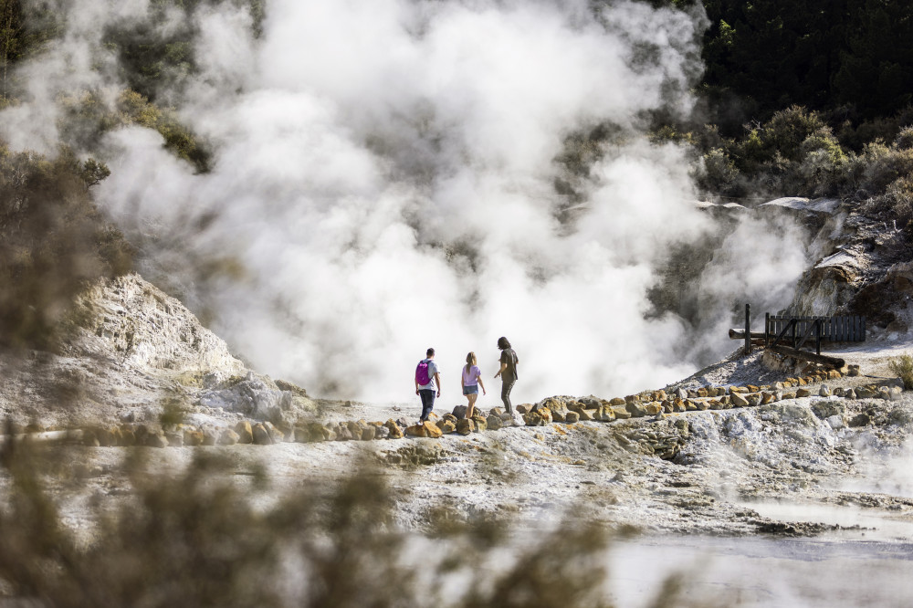 Hell's Gate: Geothermal Walk