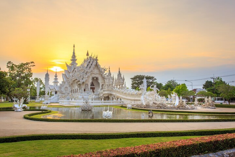 Private Customizable Full-Day Chiang Rai Tour from Chiang Mai