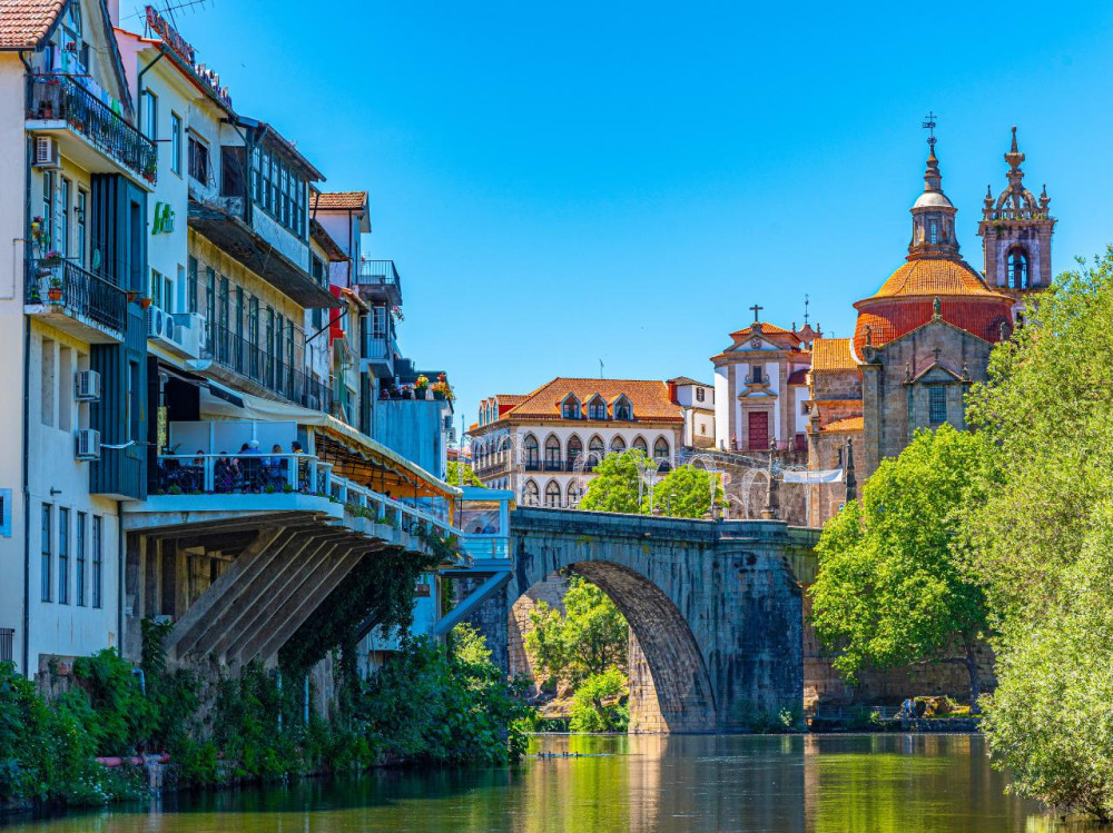 Douro & Amarante: Private Day Trip from Porto w/ Lunch & Wine Tasting