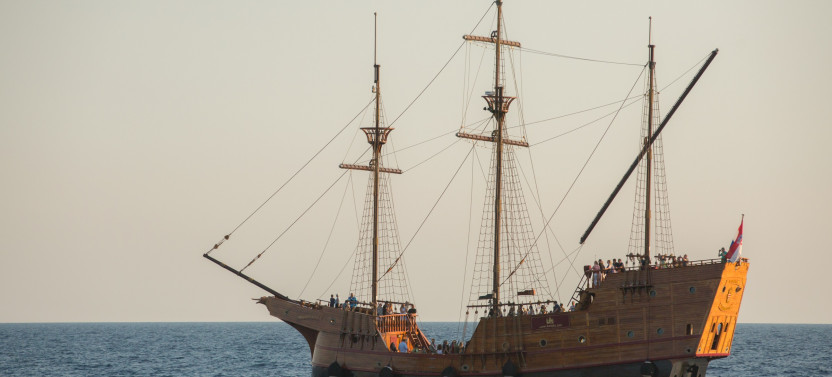 Cruise and Walking Tour Game of Thrones - Dubrovnik