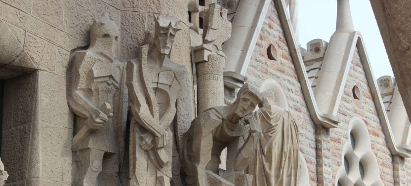 Expert-led Sagrada Familia Express Tour, photo 4 of 5