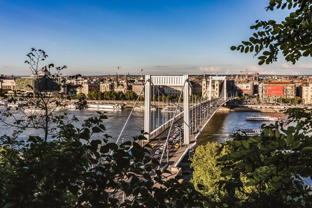 Budapest Custom Private Tour With A Local: Highlights & Hidden Gems