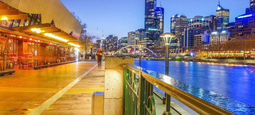 Melbourne By Night
