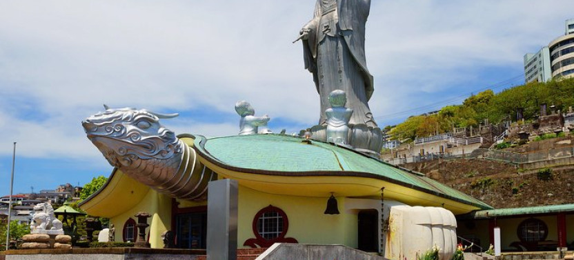 Private Tour of Nagasaki Highlights & Hidden Gems By A Local