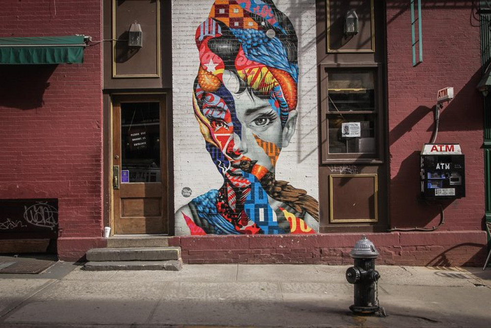 Lower Manhattan Tour: Discover Chinatown, Soho, & Little Italy