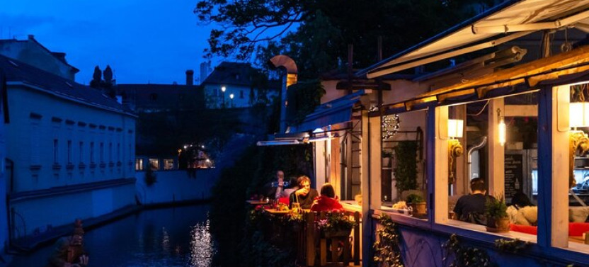 Private & Personalized Prague Night Tour With A Local Guide