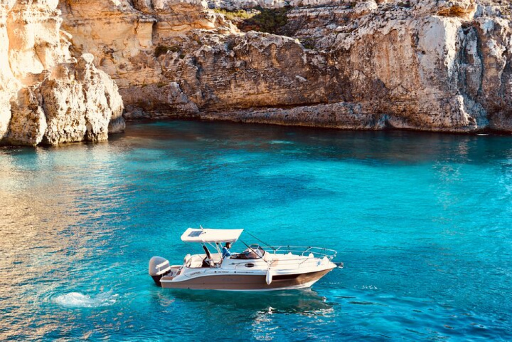 Private Leisure Speed Boat Charter around Comino & Blue Lagoon