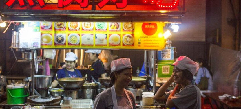 Custom Bangkok Food Tour With A Local: China Town Feast For Foodies