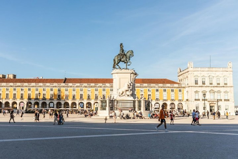 Must See Lisbon In A Day Tour With A Local Host