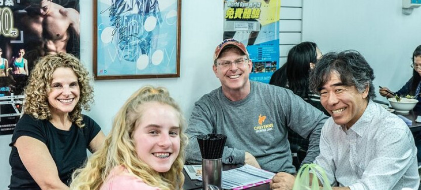 Taipei Street Food & Night Market Tour With A Local