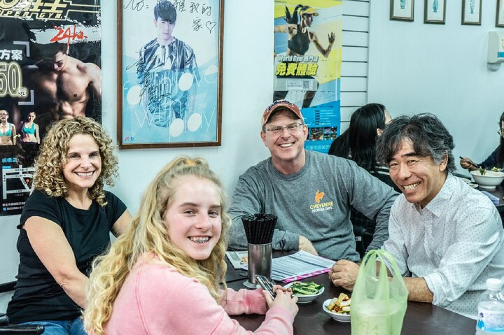 Private Taipei Food Tour With A Local: Personalized