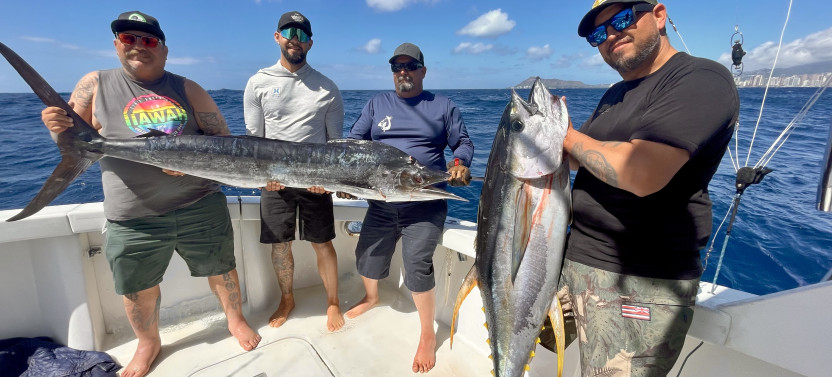 Private Fishing Tour in Hawaii Aboard Luxury Post 50 Yacht