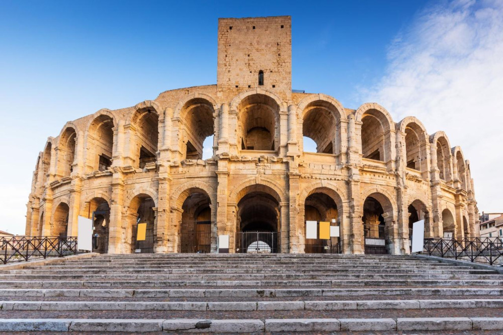 Arles, Saint Rémy, & Les Baux: A Cultural Tour in Provence