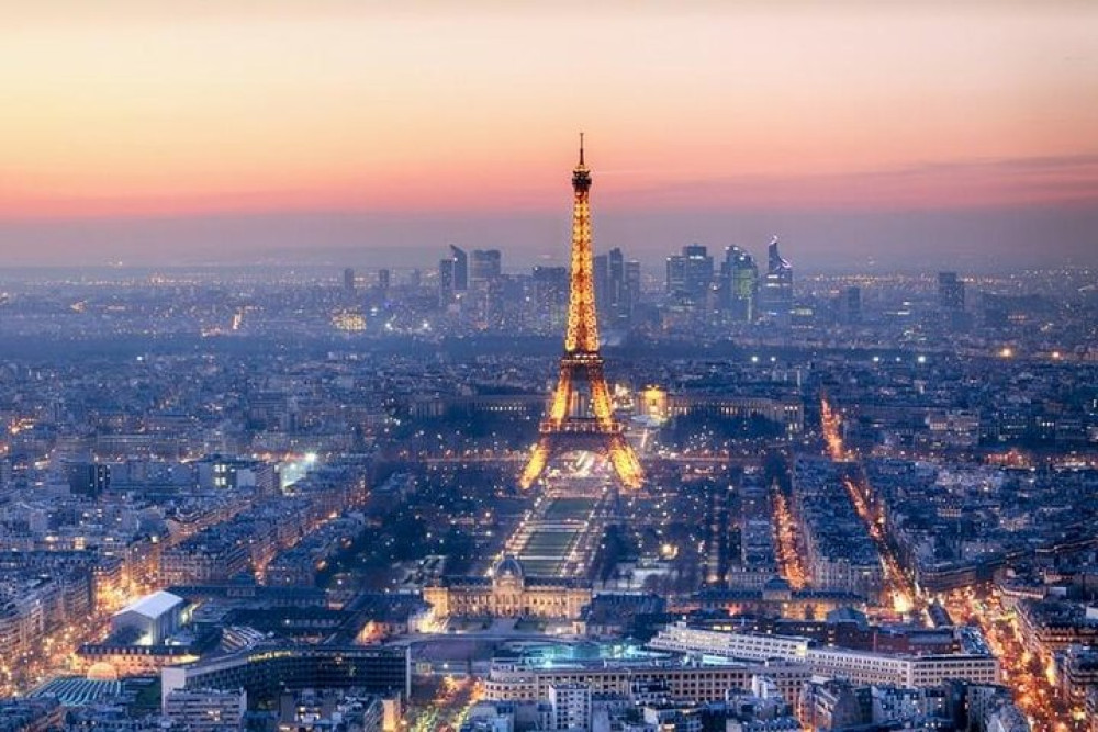 Paris At Night Tour With A Local Guide
