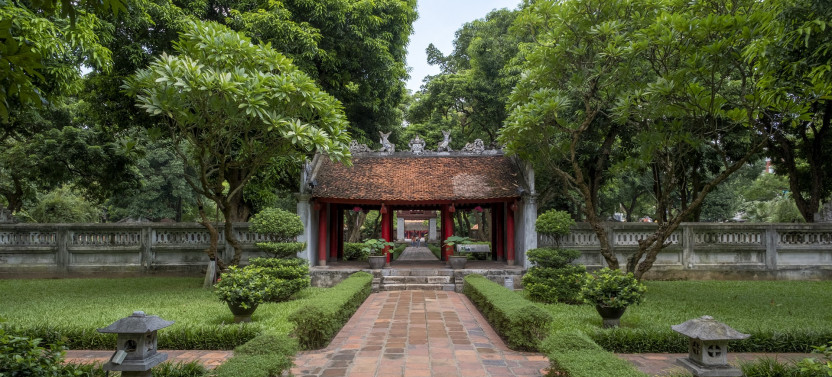 Full day Hanoi Sightseeing With Private Water Puppet Show