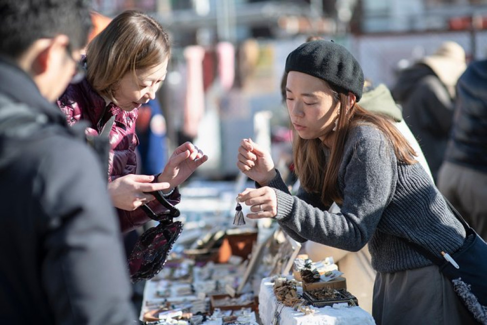Private Custom Tokyo Tour Off-The-Beaten-Path: Shimokitazawa With A Local