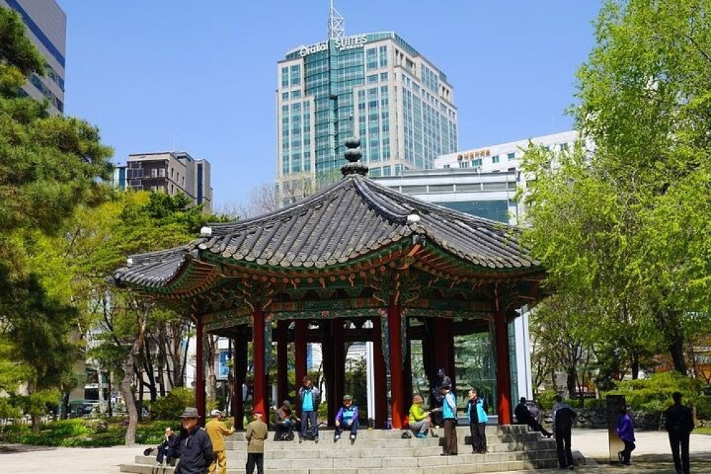 Personalized Private Tour in Seoul With A Local: Kickstart Your Trip