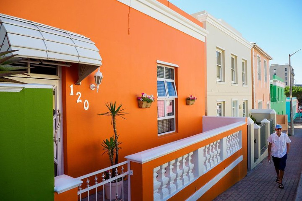 Private History & Culture Tour Of Bo-kaap And District 6 With A Local Guide