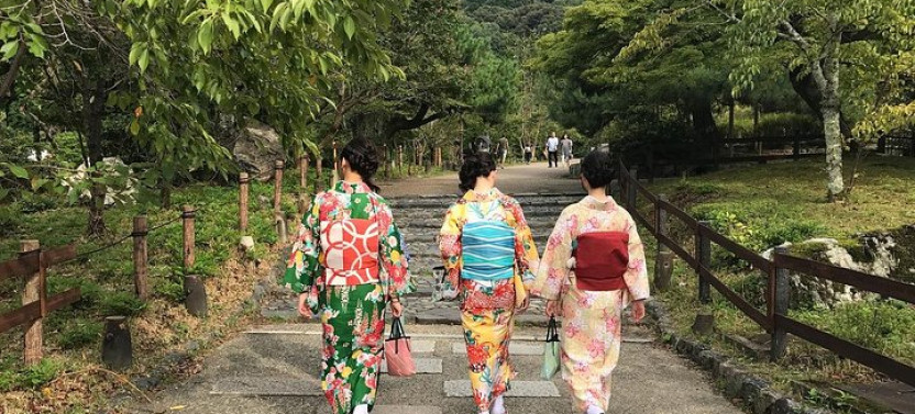 Explore Gion, The Iconic Geisha District, On a Private Custom Tour
