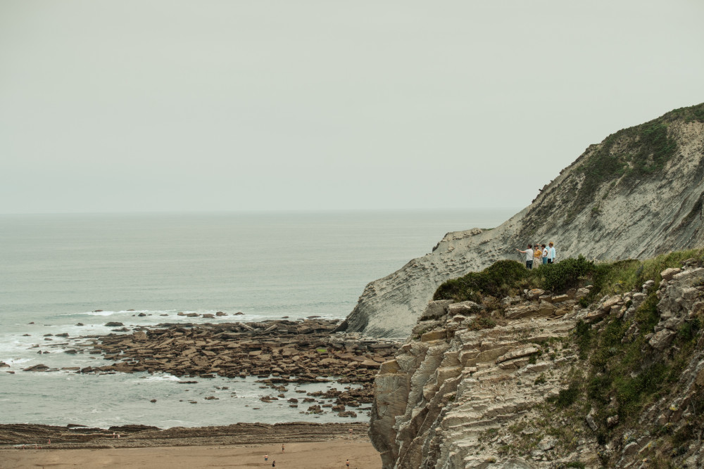 Basque Coast Cliffs, Grilled Fish & Txakoli Wine Experience