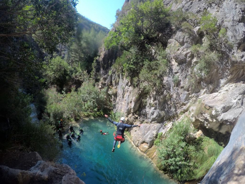 Rio Verde Canyoning - Complete Decent From Otivar