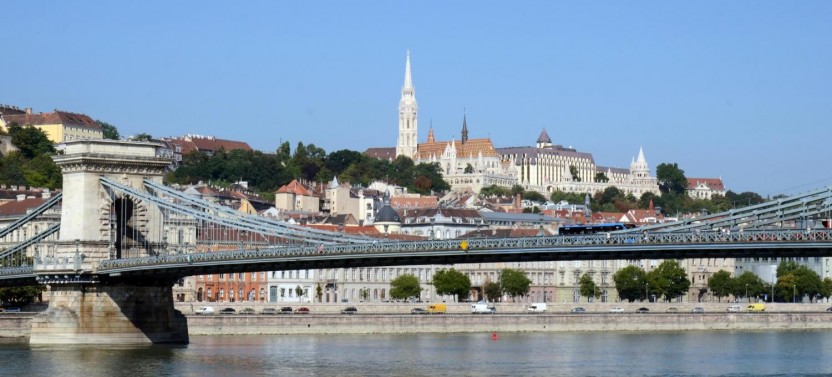 Grand City Tour with Panoramic Views with Parliament Visit