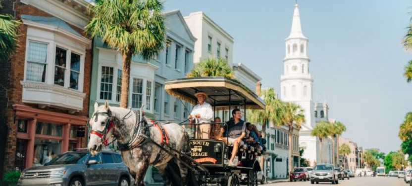 1-hour Historic Residential Carriage Tour
