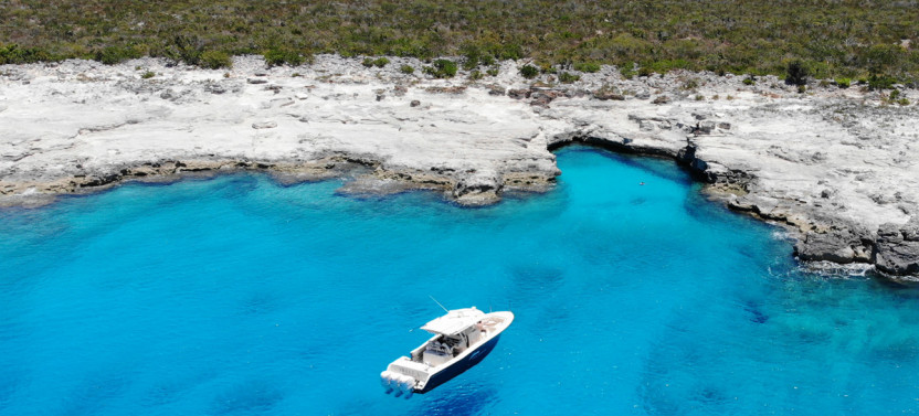 Private Full Day Scuba Diving Charter - 34' Sweet T Speedboat