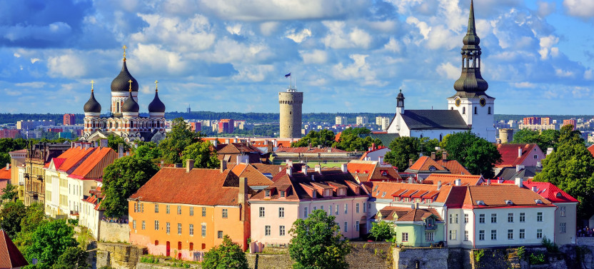 Exclusive Tallinn Small-Group Shore Excursion for Cruise Ships