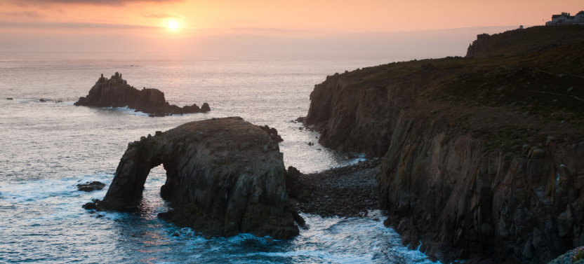 Newport Cliff Walk Self-Guided Walking Tour