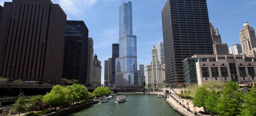 Chicago Riverwalk Self-Guided Walking Tour