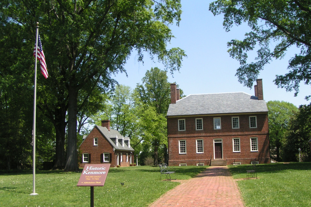 Ghosts of Fredericksburg Self-Guided Walking Audio Tour Guide