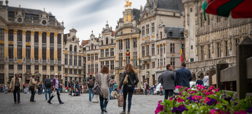 Brussels Traditional Food Tour - Eat, Learn and have fun with a Local