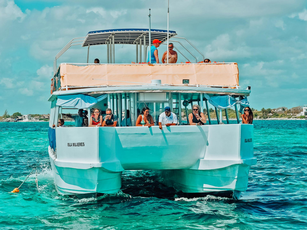 catamaran cruise isla mujeres