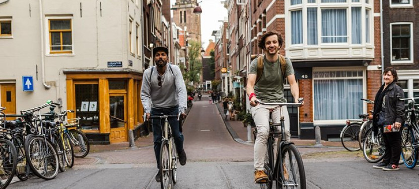 Private Tour Guide Amsterdam With A Local: Kickstart Your Trip