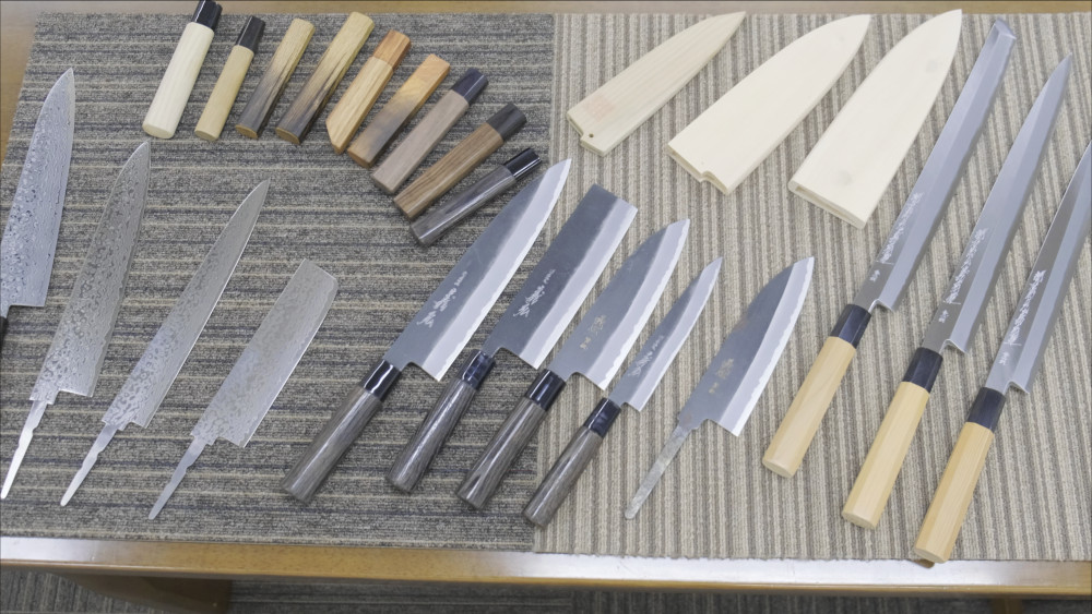 Private Sakai Knife Artisan Walking Tour With Sharpening Workshop