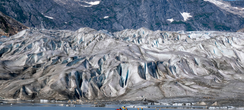 Fly-In Norris Glacier Hike And Packraft