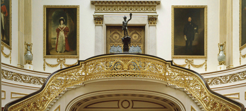 Buckingham Palace & Royal Walking Tour