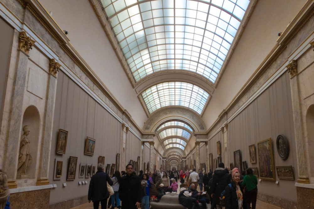 Louvre: First Entrance and Access to Mona Lisa