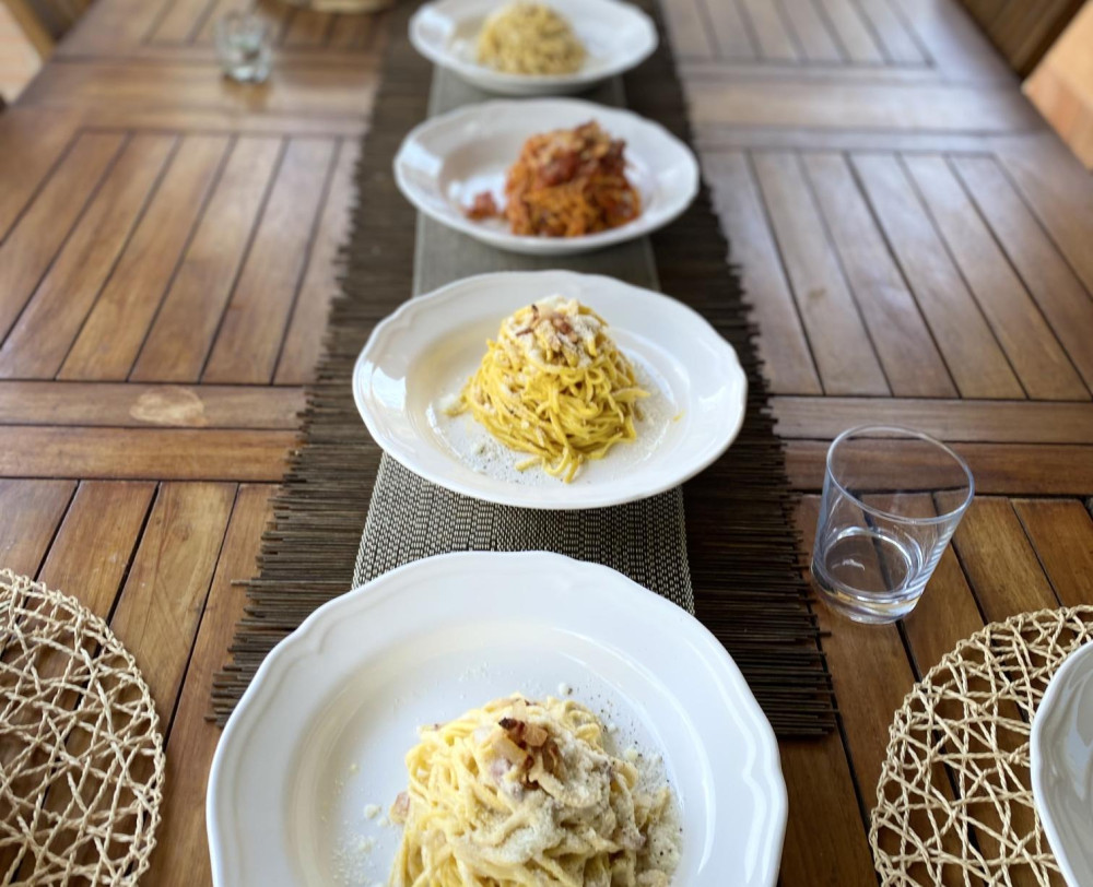 Fresh Pasta & Gelato Cooking Class in a Roman Home with Cristina