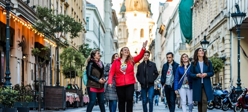 Budapest Day Tour With A Local: See The City Unscripted