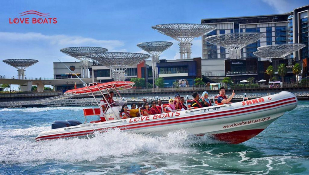 Dubai Marina Boat Tour for 60Minutes