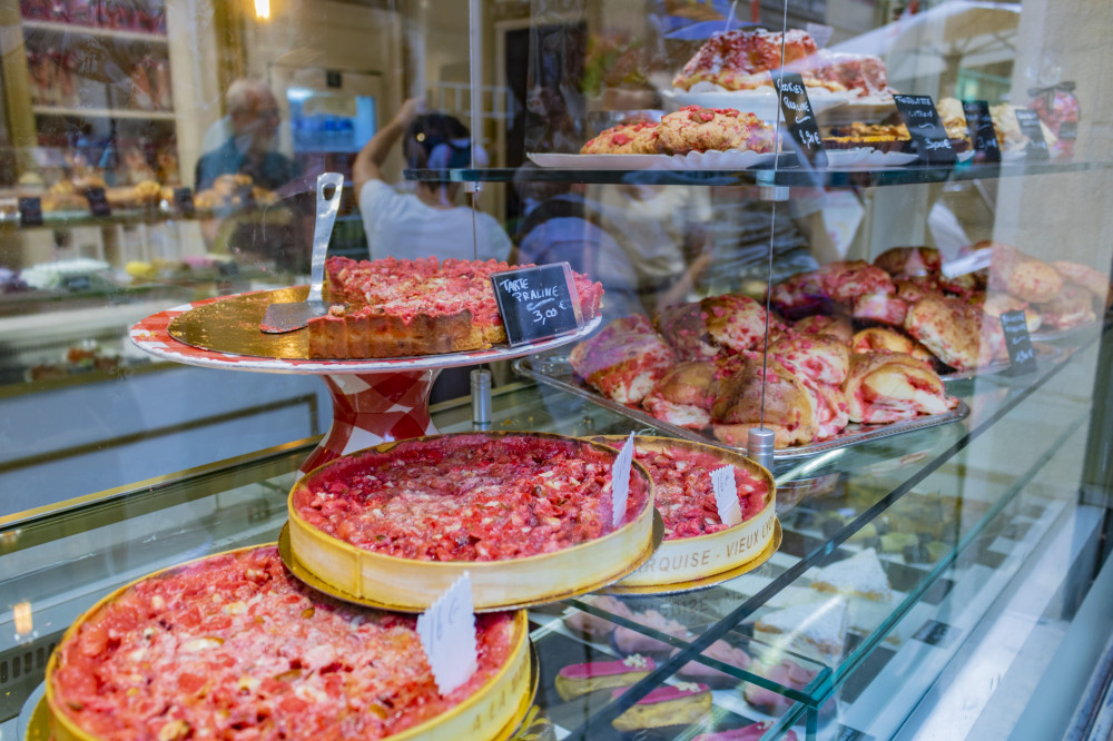 walking food tour lyon france