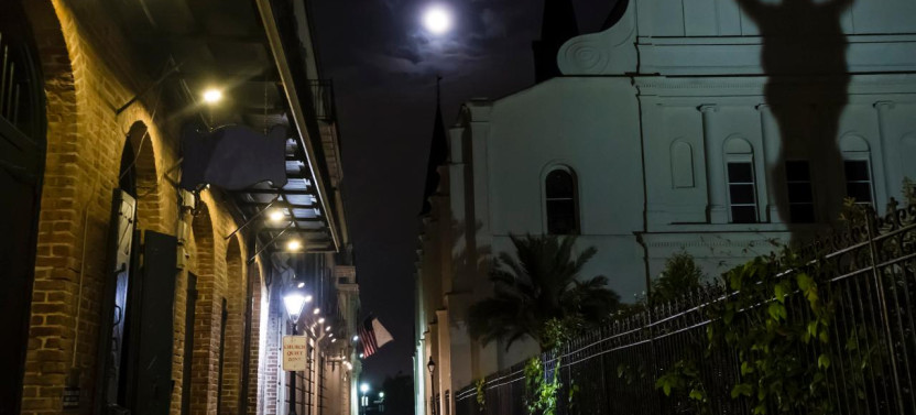 The Ghosts of New Orleans: Private 1.5-Hr Spooky Evening Tour