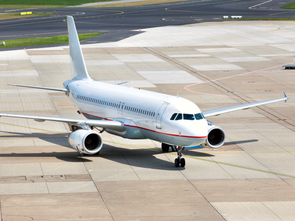 Private Transfer: Central Venice to Marco Polo Airport w/ Water Taxi & Car
