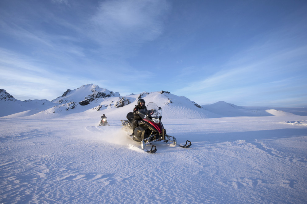 Golden Circle Super Jeep And Snowmobile Tour