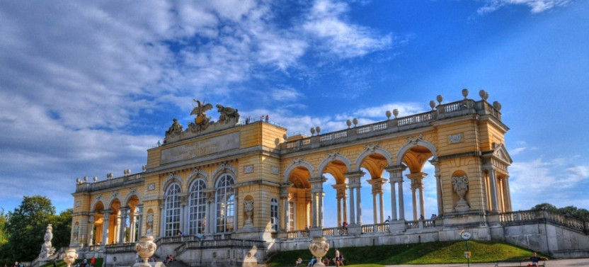 The Best of Vienna: Private Tour Including Schönbrunn Palace