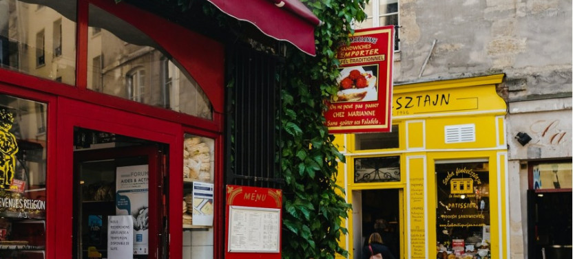 Private Paris by Night: Walking Tour Including Seine River Cruise